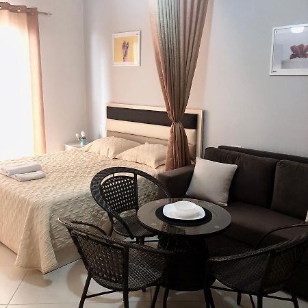 Apartamenti: Silk, Shëngjin エクステリア 写真